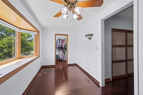 370 Arbor Gate Lane Buffalo Grove IL 60089