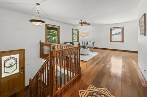 370 Arbor Gate Lane Buffalo Grove IL 60089