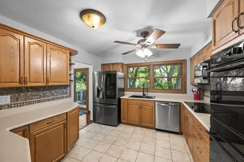 370 Arbor Gate Lane Buffalo Grove IL 60089