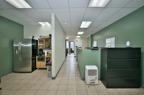 3034 West Montrose Avenue Chicago IL 60618