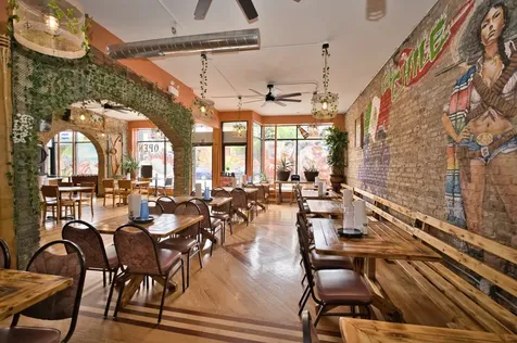 3034 West Montrose Avenue Chicago IL 60618