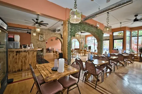 3034 West Montrose Avenue Chicago IL 60618