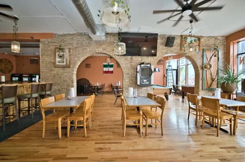 3034 West Montrose Avenue Chicago IL 60618