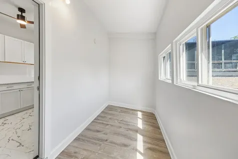 3221 East 91st Street Chicago IL 60617