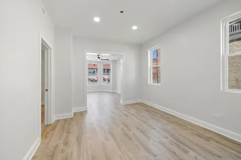 3221 East 91st Street Chicago IL 60617