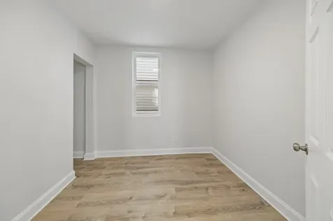 3221 East 91st Street Chicago IL 60617