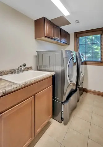 9041 Sunrise Lane Orland Park IL 60462