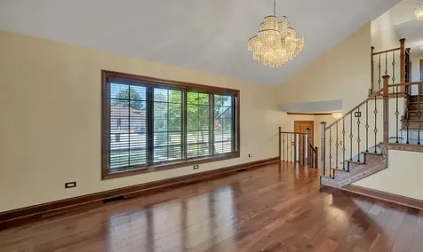 9041 Sunrise Lane Orland Park IL 60462