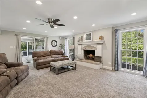 1086 Polo Drive Lake Forest IL 60045