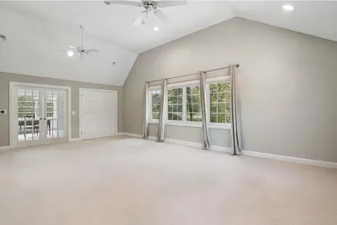 1086 Polo Drive Lake Forest IL 60045