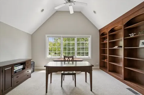 1086 Polo Drive Lake Forest IL 60045