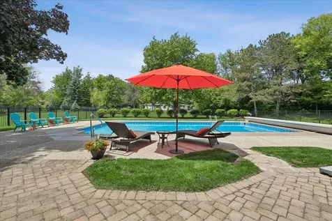 1086 Polo Drive Lake Forest IL 60045