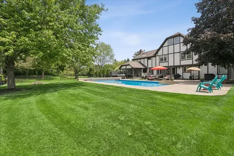 1086 Polo Drive Lake Forest IL 60045