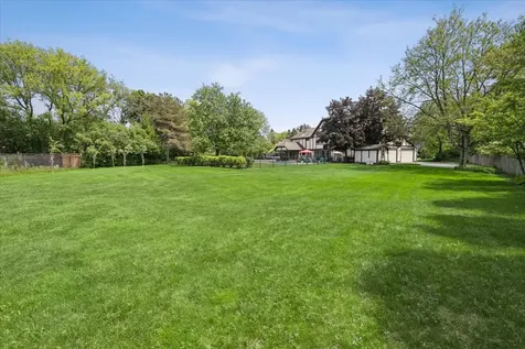 1086 Polo Drive Lake Forest IL 60045