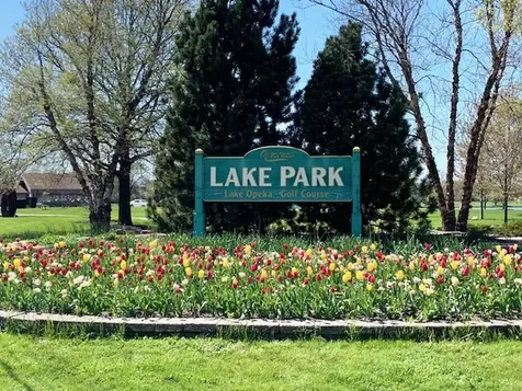 2185 Lee Street Des Plaines IL 60018