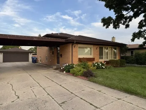 2185 Lee Street Des Plaines IL 60018