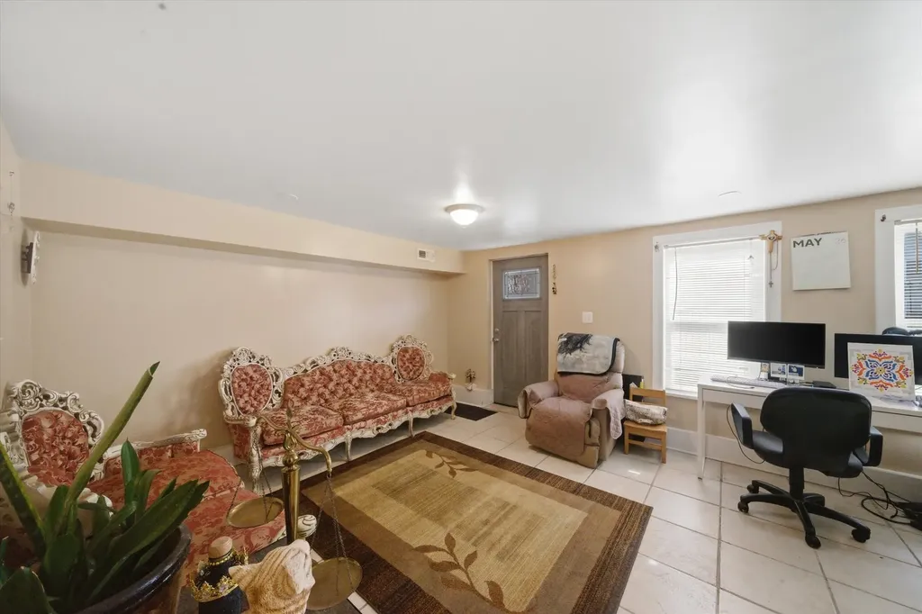 4228 South Fairfield Avenue Chicago IL 60632