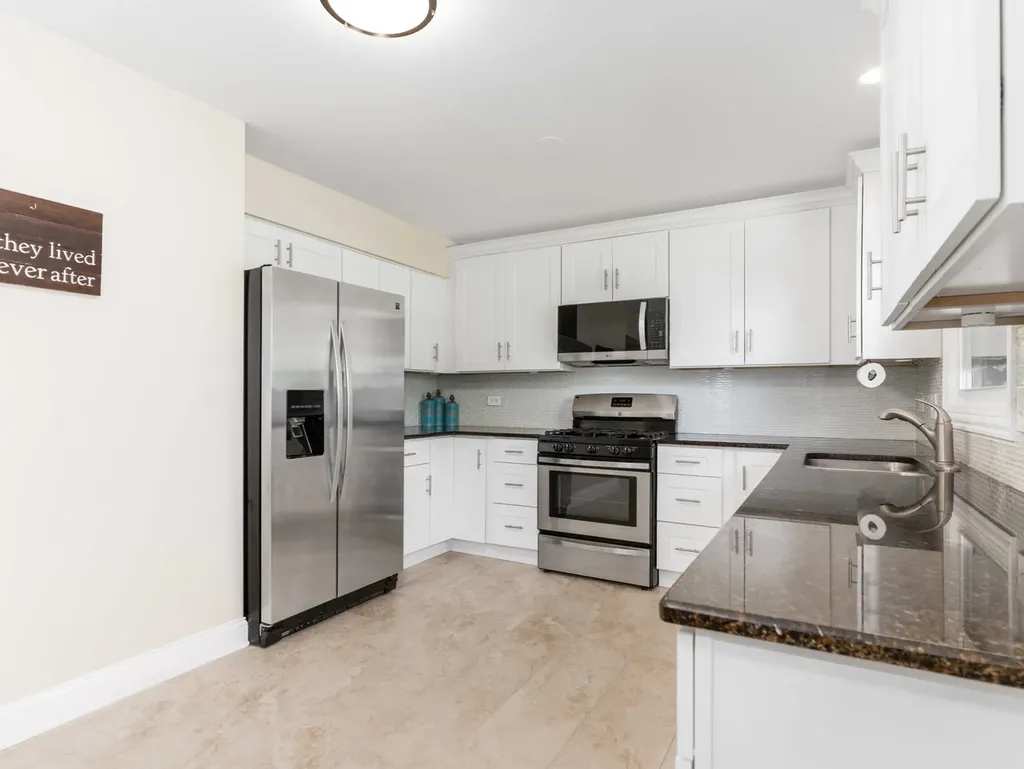 165 Park Meadow Lane Bolingbrook IL 60440