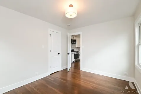 10455 South Whipple Street Chicago IL 60655