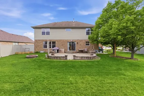 15726 Menominee Court Manhattan IL 60442