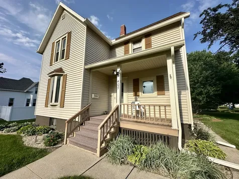 407 North Chestnut Street Princeton IL 61356