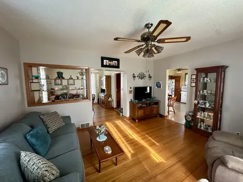 407 North Chestnut Street Princeton IL 61356