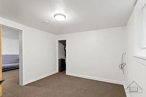 5041 West Agatite Avenue Chicago IL 60630