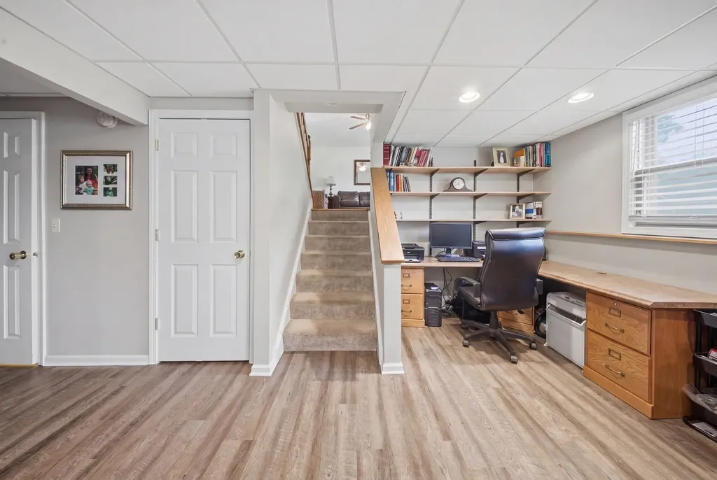 223 Blackberry Drive Bolingbrook IL 60440