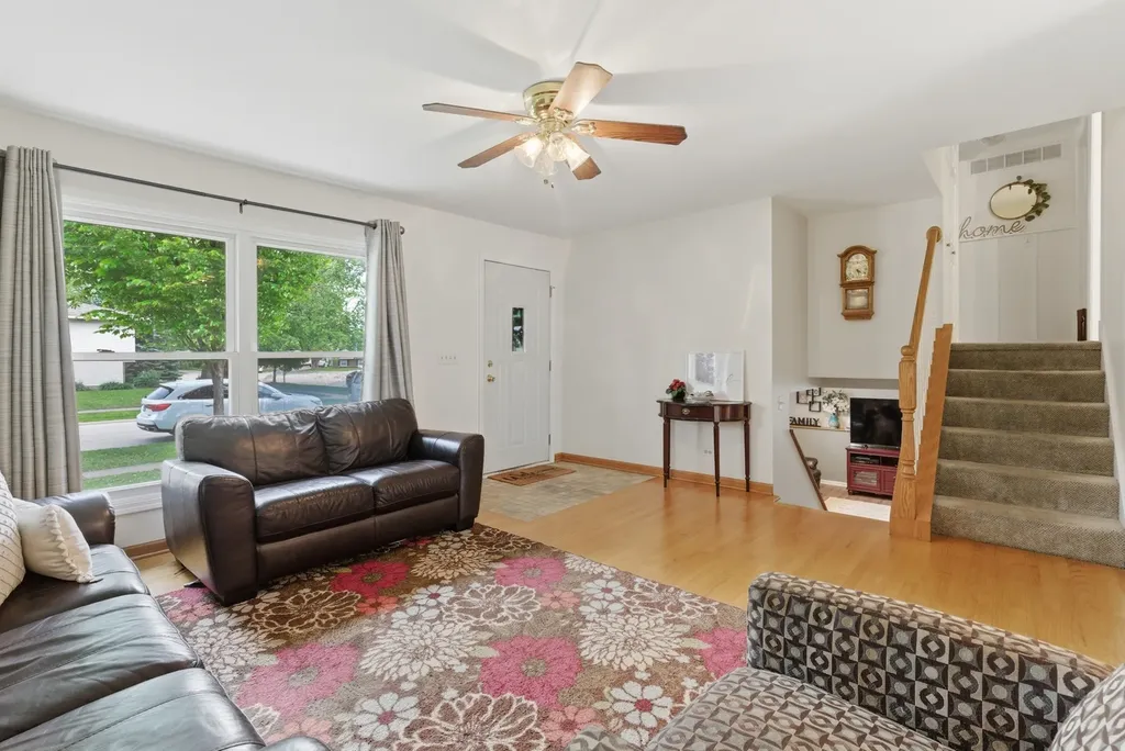 223 Blackberry Drive Bolingbrook IL 60440
