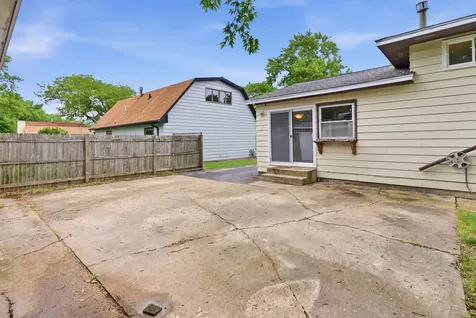 223 Blackberry Drive Bolingbrook IL 60440