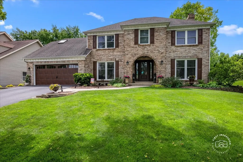25W185 Setauket Avenue Naperville IL 60540