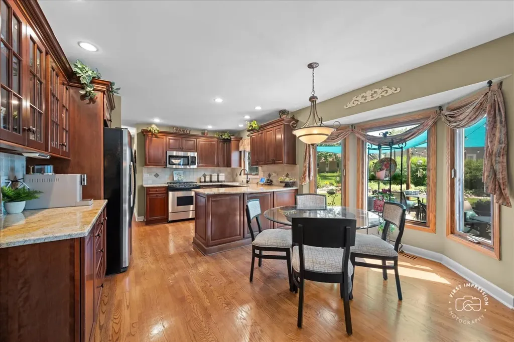 25W185 Setauket Avenue Naperville IL 60540