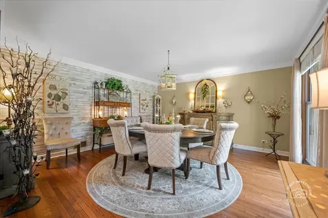 25W185 Setauket Avenue Naperville IL 60540