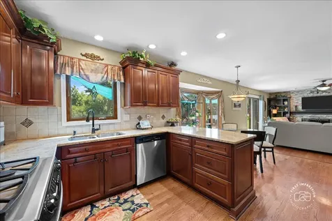 25W185 Setauket Avenue Naperville IL 60540