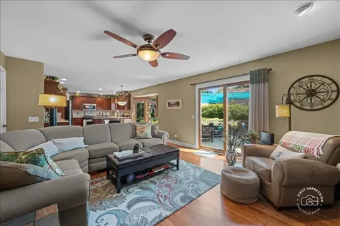 25W185 Setauket Avenue Naperville IL 60540