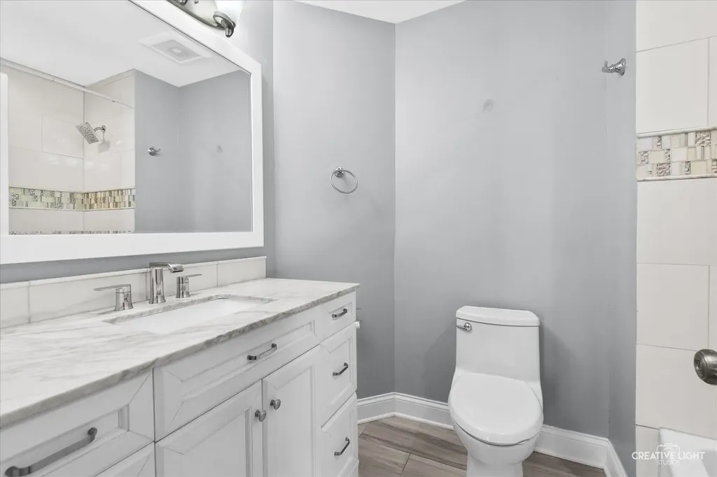 2143 Periwinkle Lane Naperville IL 60540