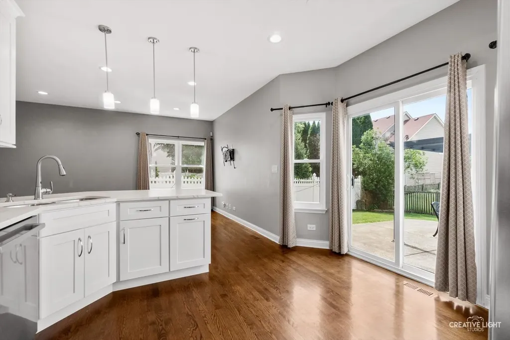 2143 Periwinkle Lane Naperville IL 60540