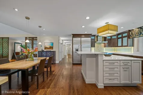 209 Spring Creek Road Barrington Hills IL 60010