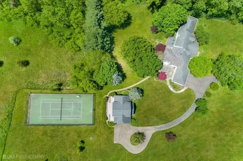 209 Spring Creek Road Barrington Hills IL 60010