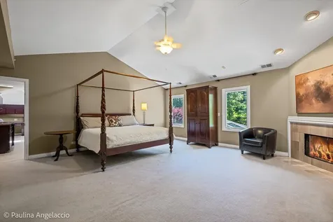 209 Spring Creek Road Barrington Hills IL 60010