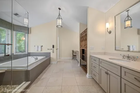209 Spring Creek Road Barrington Hills IL 60010