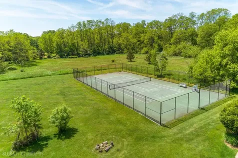 209 Spring Creek Road Barrington Hills IL 60010