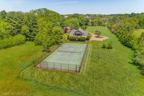 209 Spring Creek Road Barrington Hills IL 60010