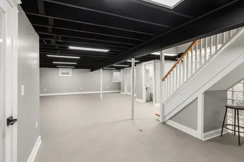 1010 West Elm Street Palatine IL 60067