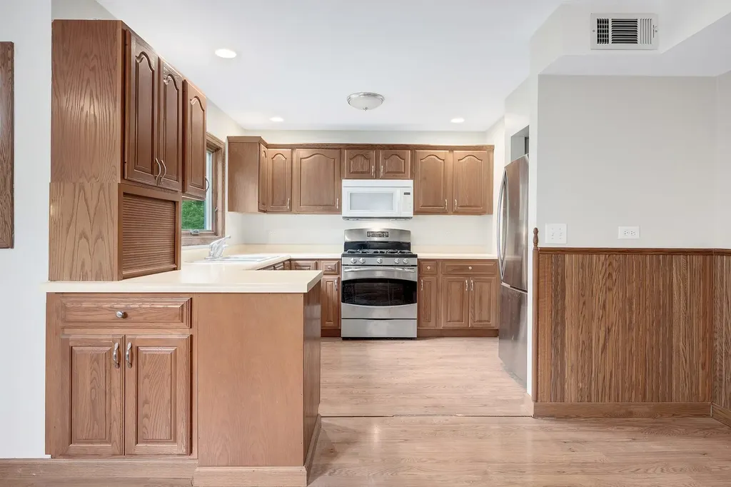 725 41ST Street Downers Grove IL 60515