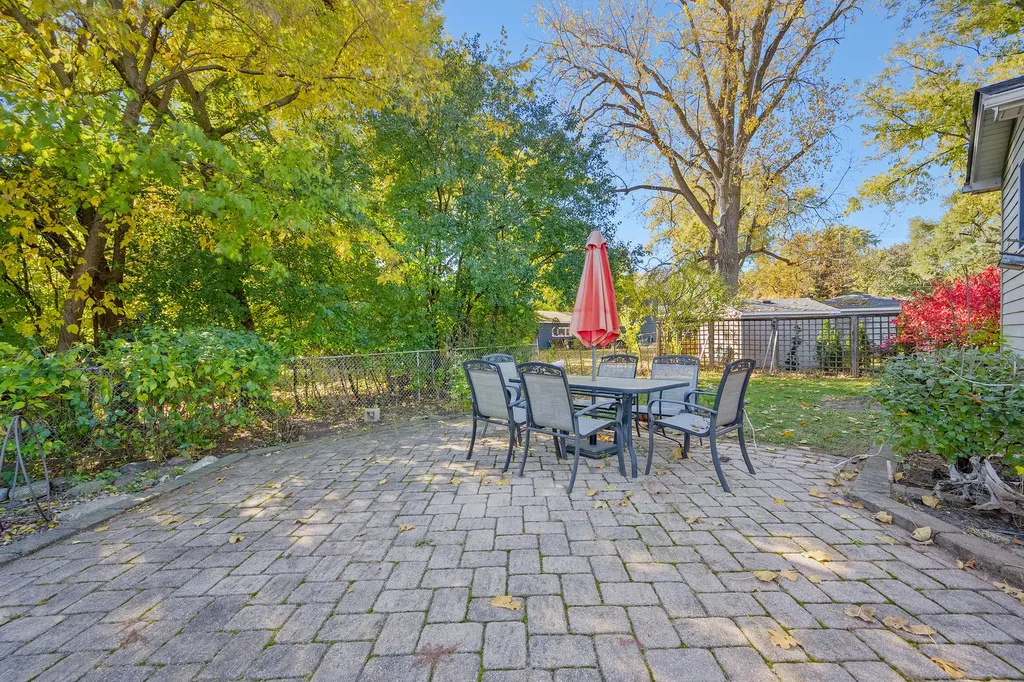 725 41ST Street Downers Grove IL 60515