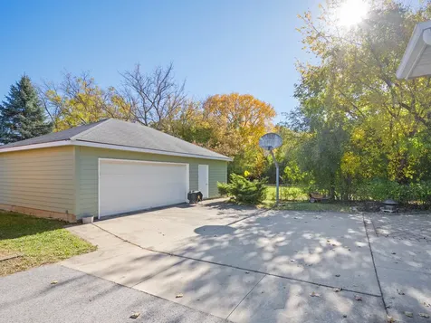 725 41ST Street Downers Grove IL 60515
