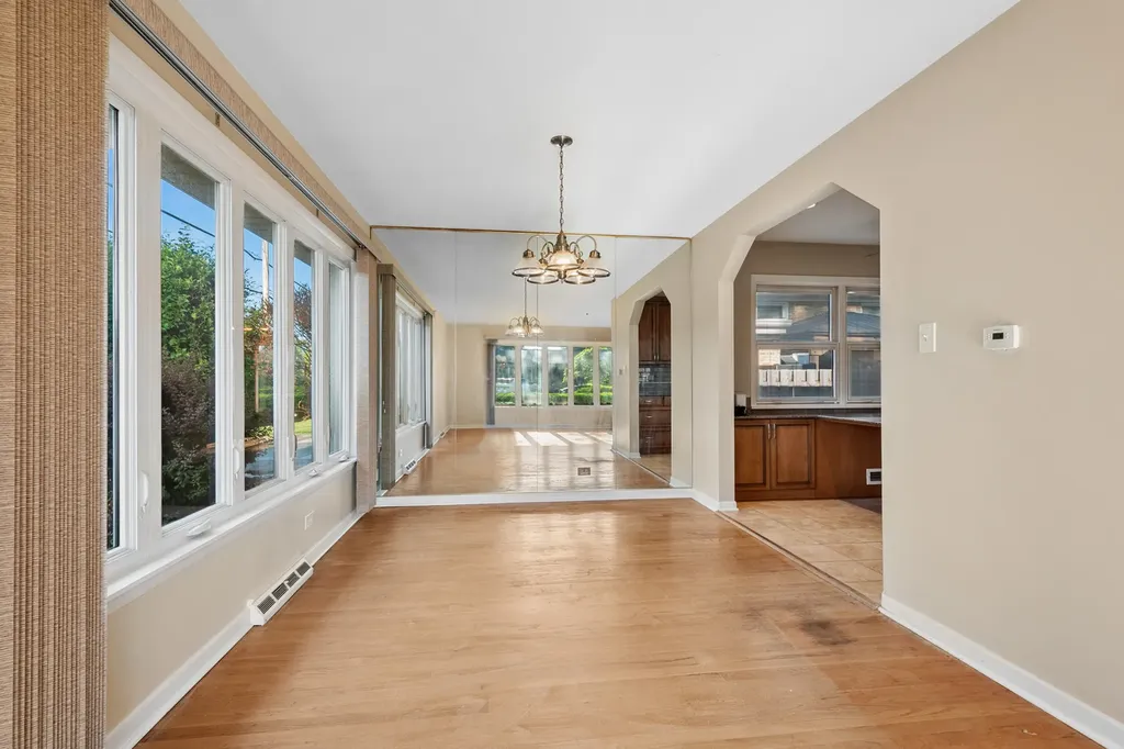 4159 Golf Road Skokie IL 60076