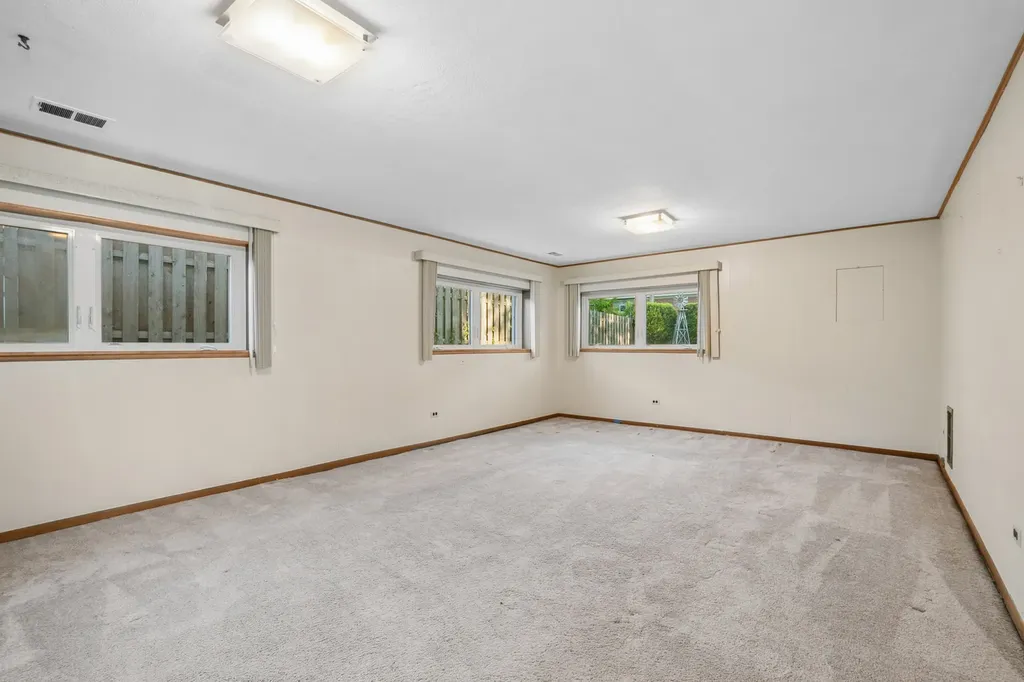 4159 Golf Road Skokie IL 60076