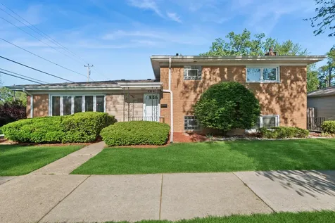 4159 Golf Road Skokie IL 60076